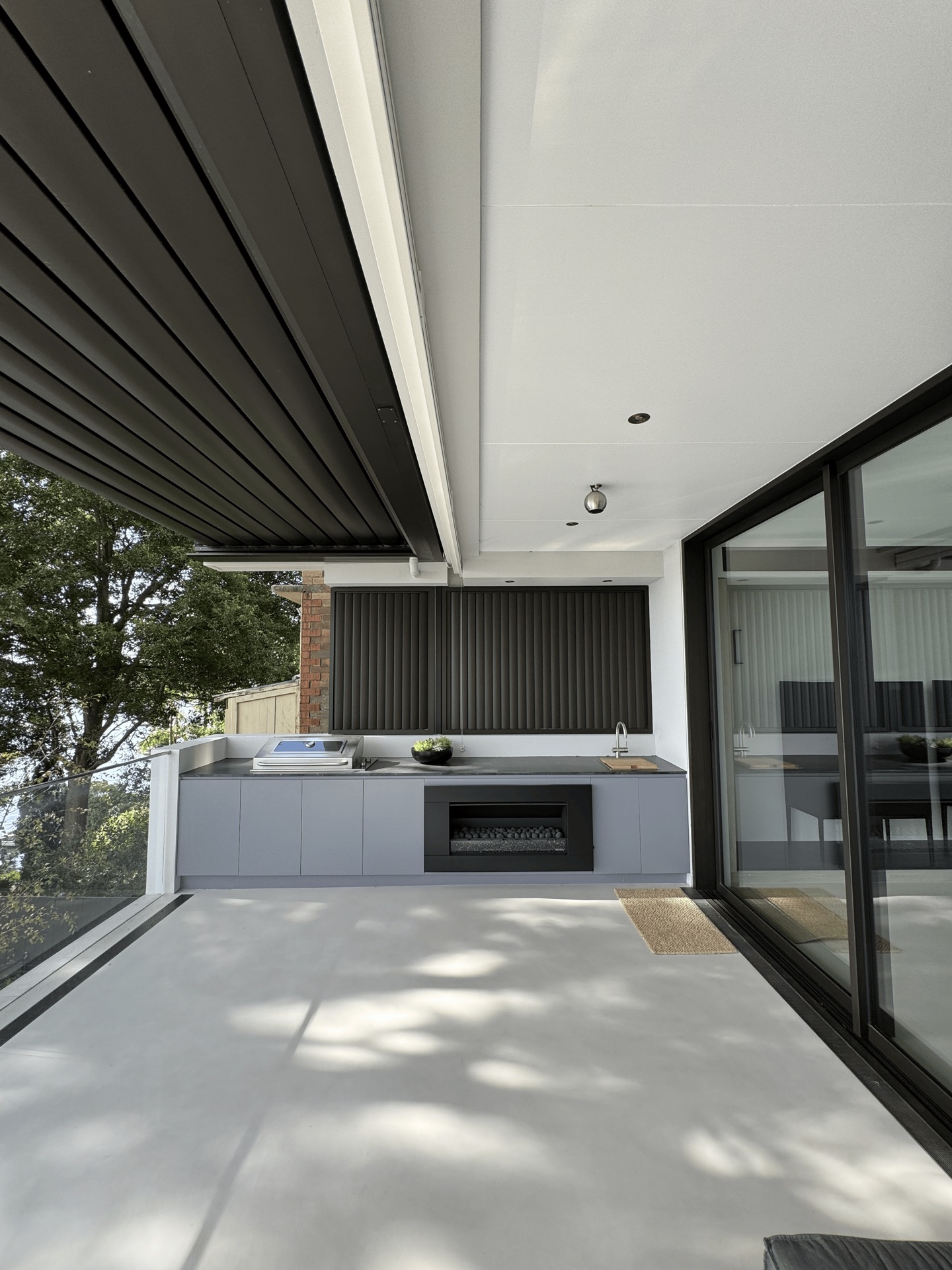 Longview St image 7